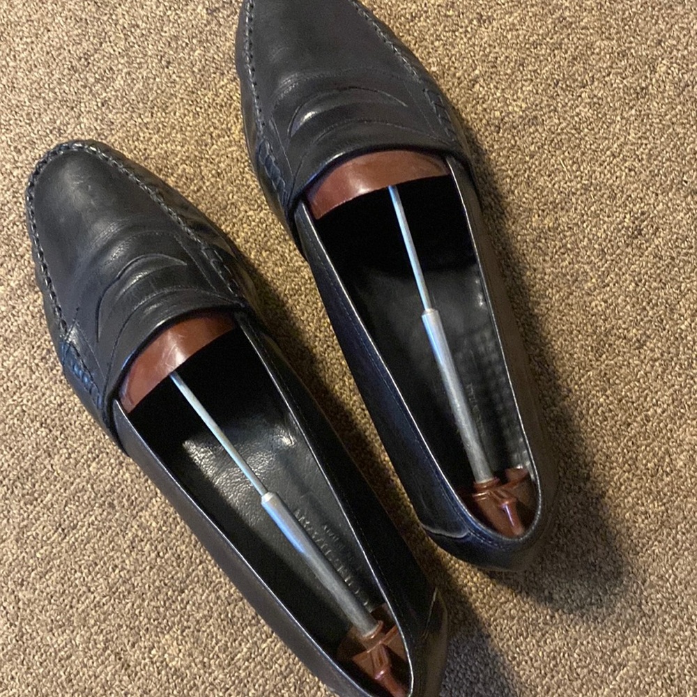 Men’s Cole Haan slip on black leather loafers